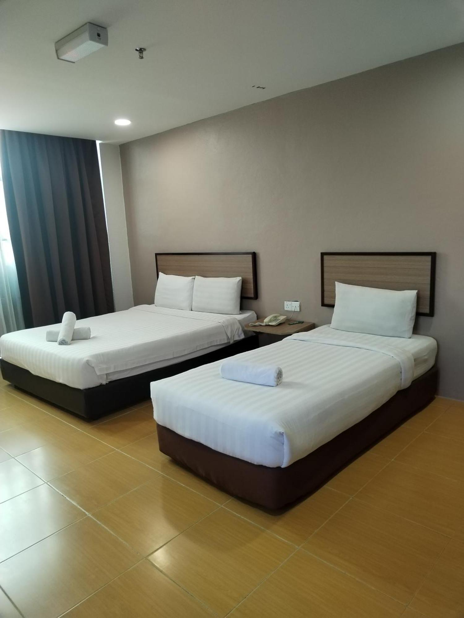 Maple Boutique Hotel Kota Bharu Ngoại thất bức ảnh