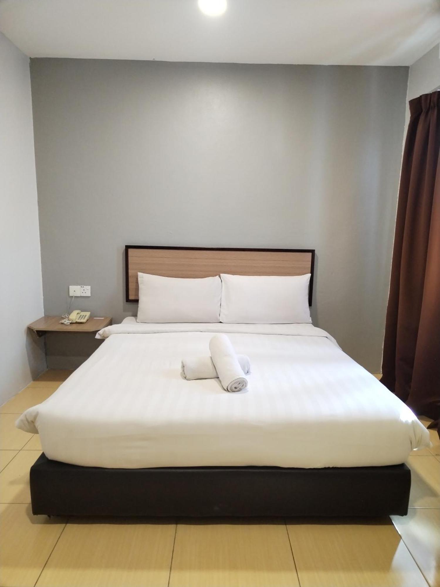 Maple Boutique Hotel Kota Bharu Ngoại thất bức ảnh