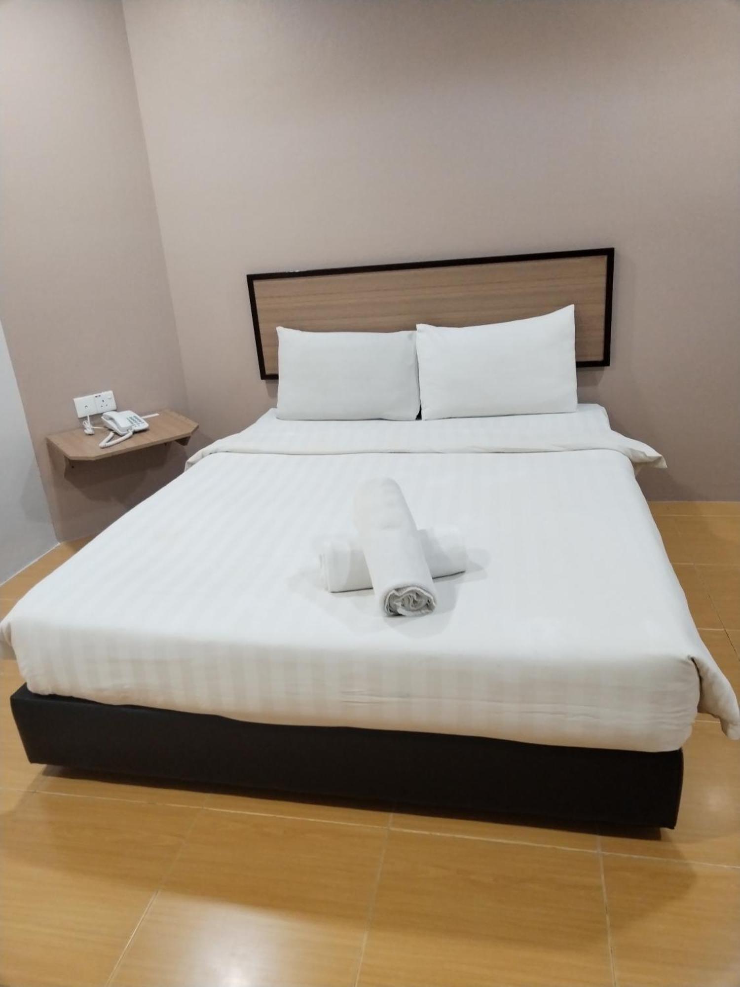 Maple Boutique Hotel Kota Bharu Ngoại thất bức ảnh